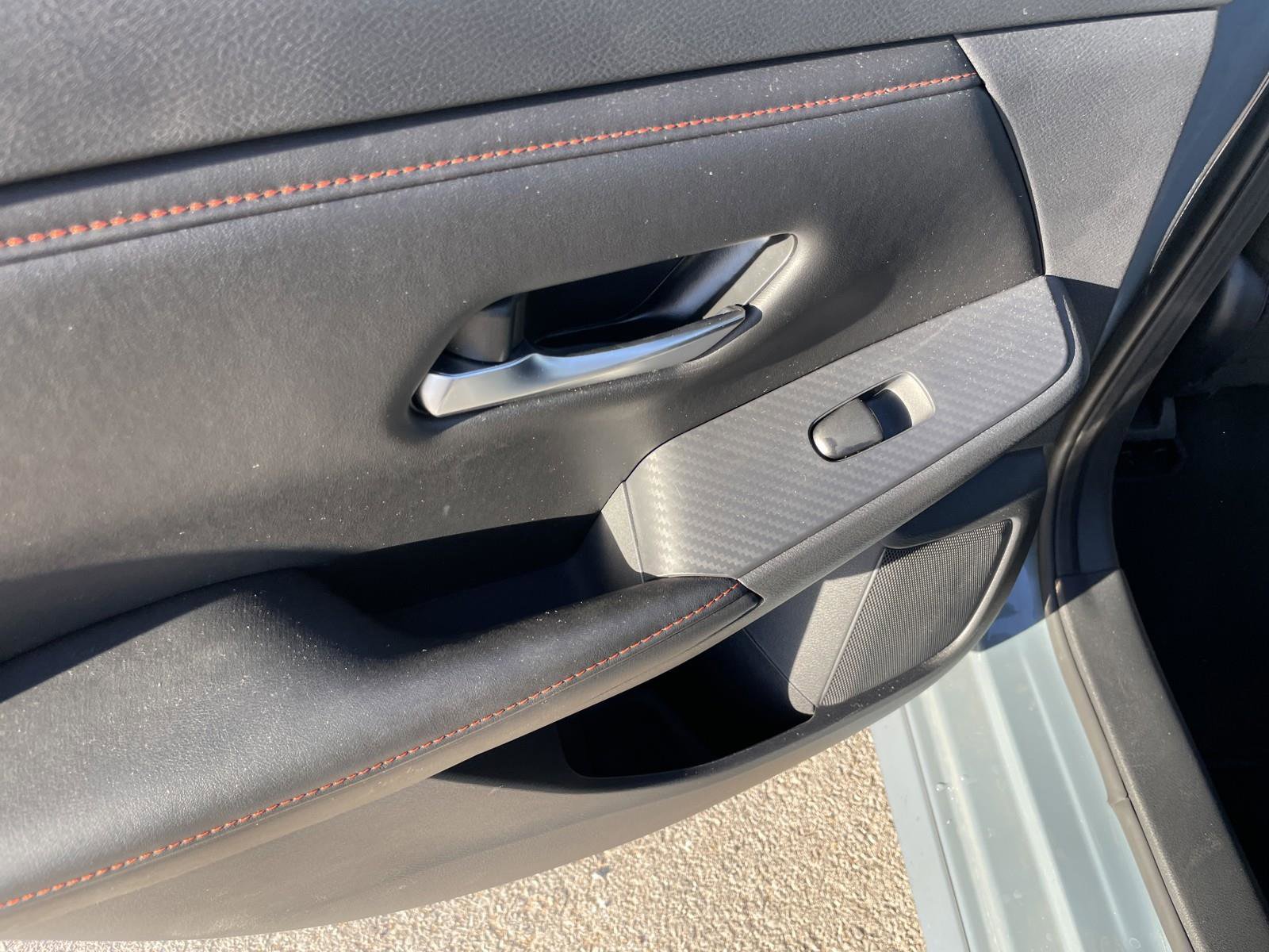 Used 2024 Nissan Sentra SR w/ SR Premium Package image 20