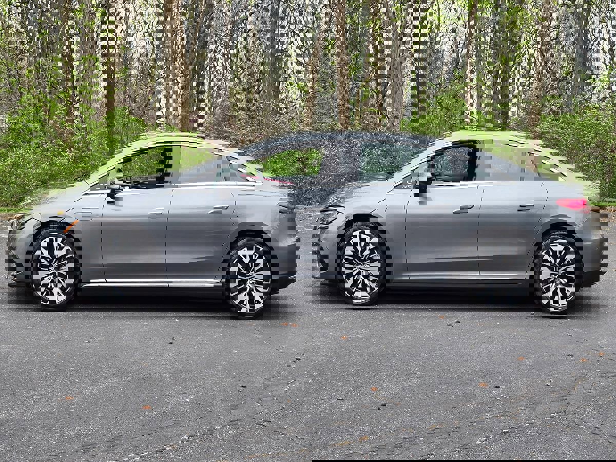 Used 2023 Mercedes-Benz EQE 350+ 4MATIC Sedan w/ Exclusive Trim Package image 3