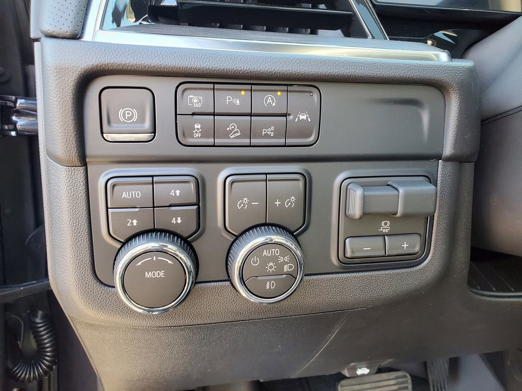 New 2026 Chevrolet Tahoe Premier w/ Sun And Tow Package image 14