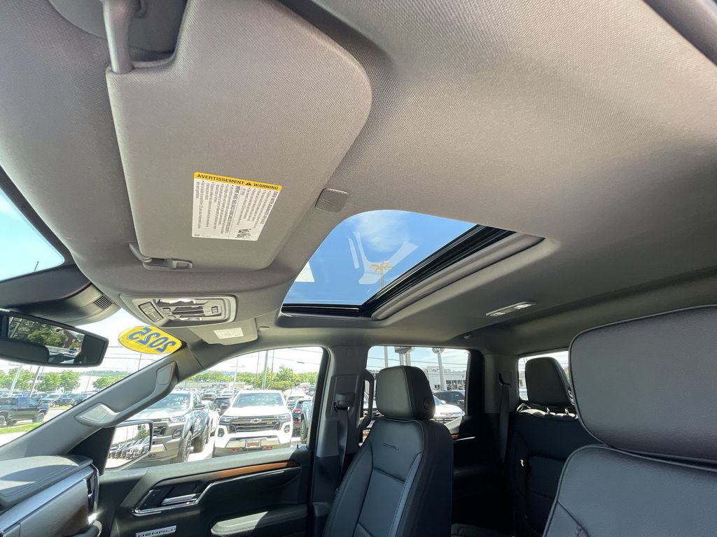 Certified 2025 GMC Sierra 1500 Denali AWD/4WD image 19