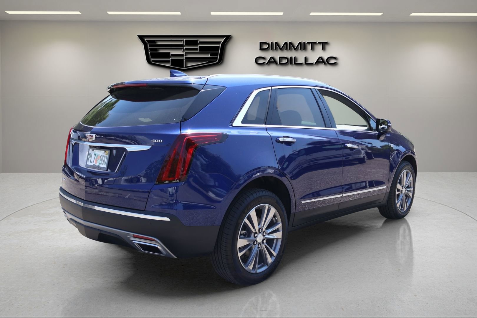 New 2026 Cadillac XT5 Premium Luxury w/ Driver Assist Package AWD/4WD image 5