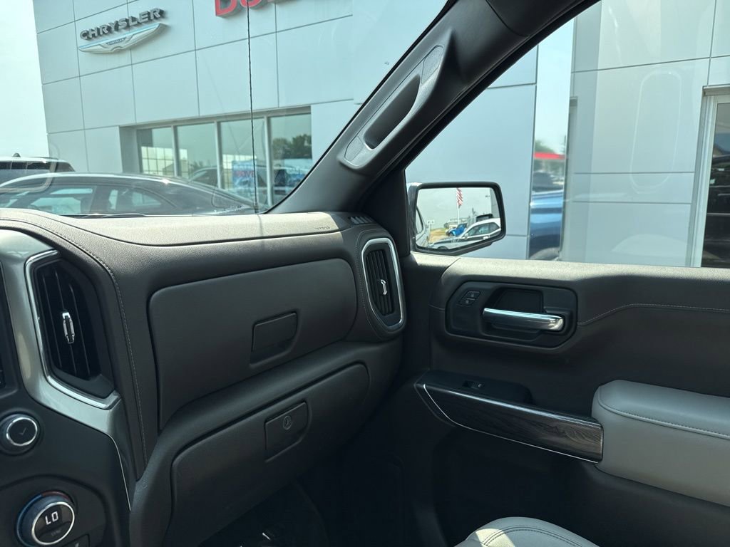 Used 2022 Chevrolet Silverado 1500 LTZ image 25