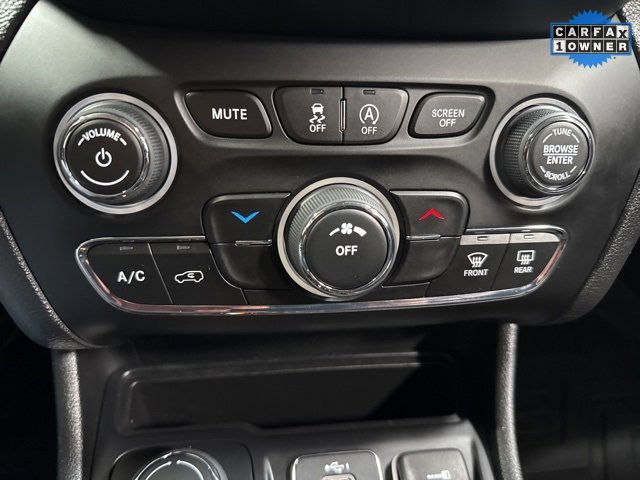 Used 2021 Jeep Cherokee Latitude Plus image 18