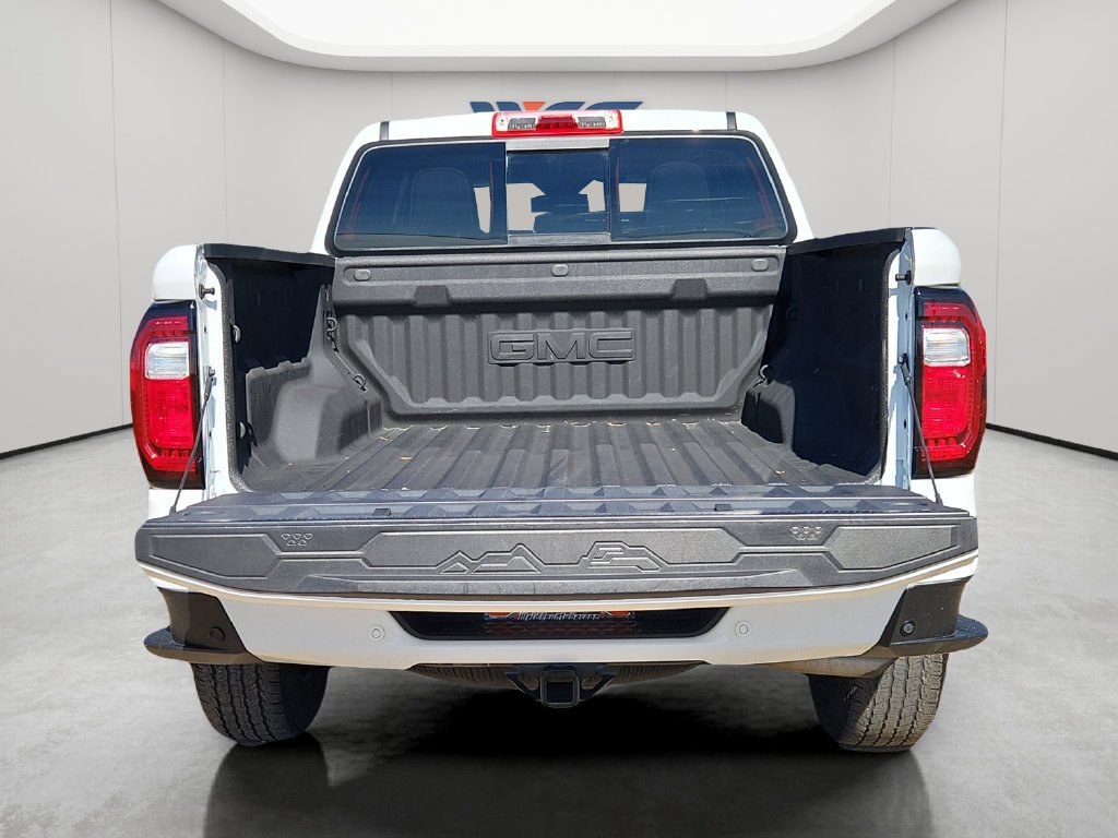 Used 2024 GMC Canyon AT4 w/ AT4 Premium Package AWD/4WD image 12