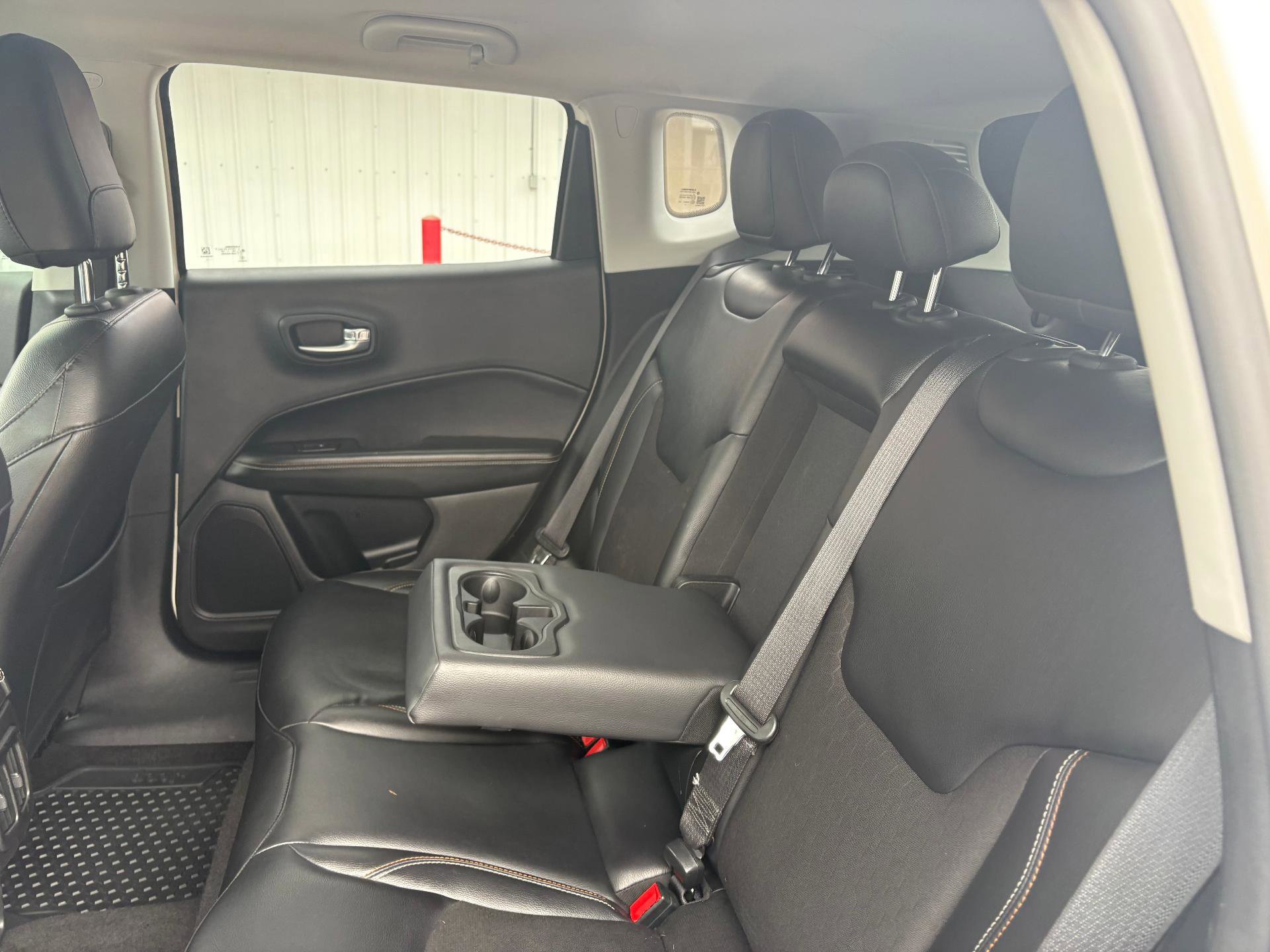 Used 2018 Jeep Compass Latitude w/ Popular Equipment Group image 21