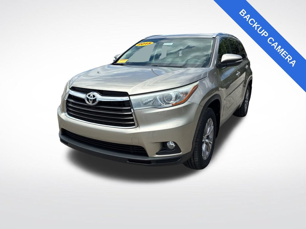 Used 2015 Toyota Highlander XLE AWD/4WD image 7
