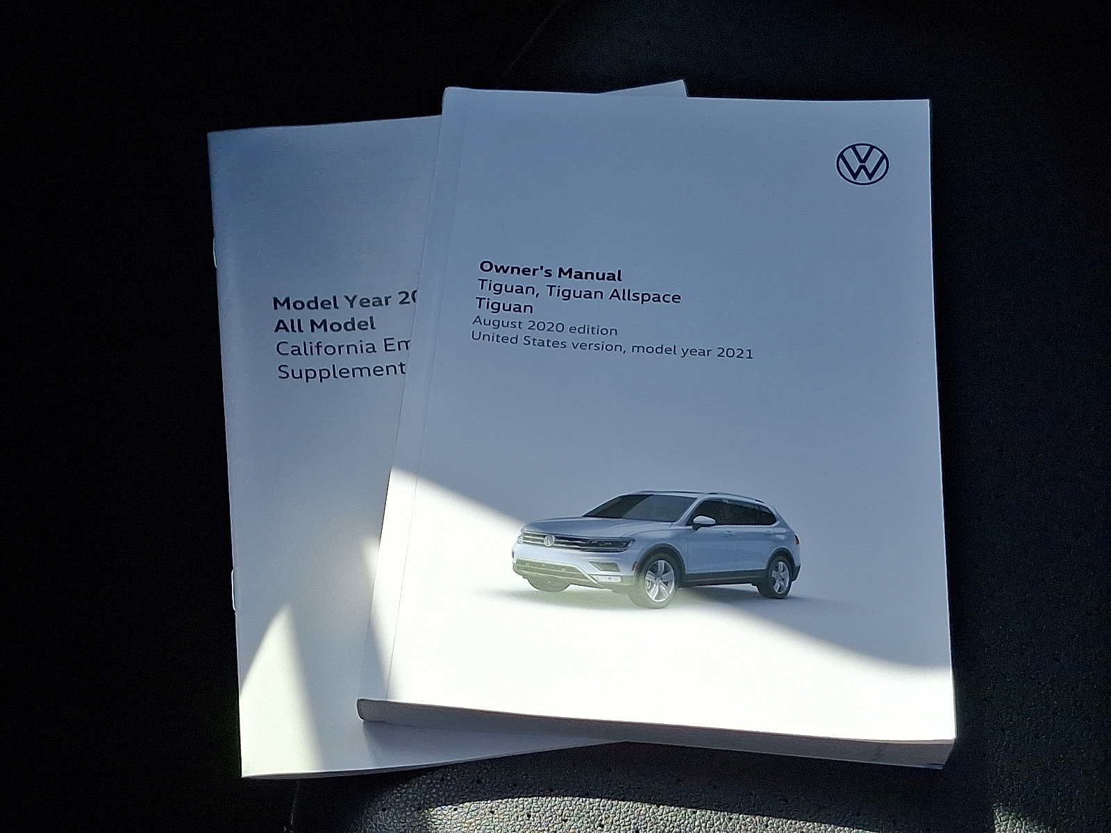 Certified 2021 Volkswagen Tiguan SE w/ Panoramic Sunroof Package image 25