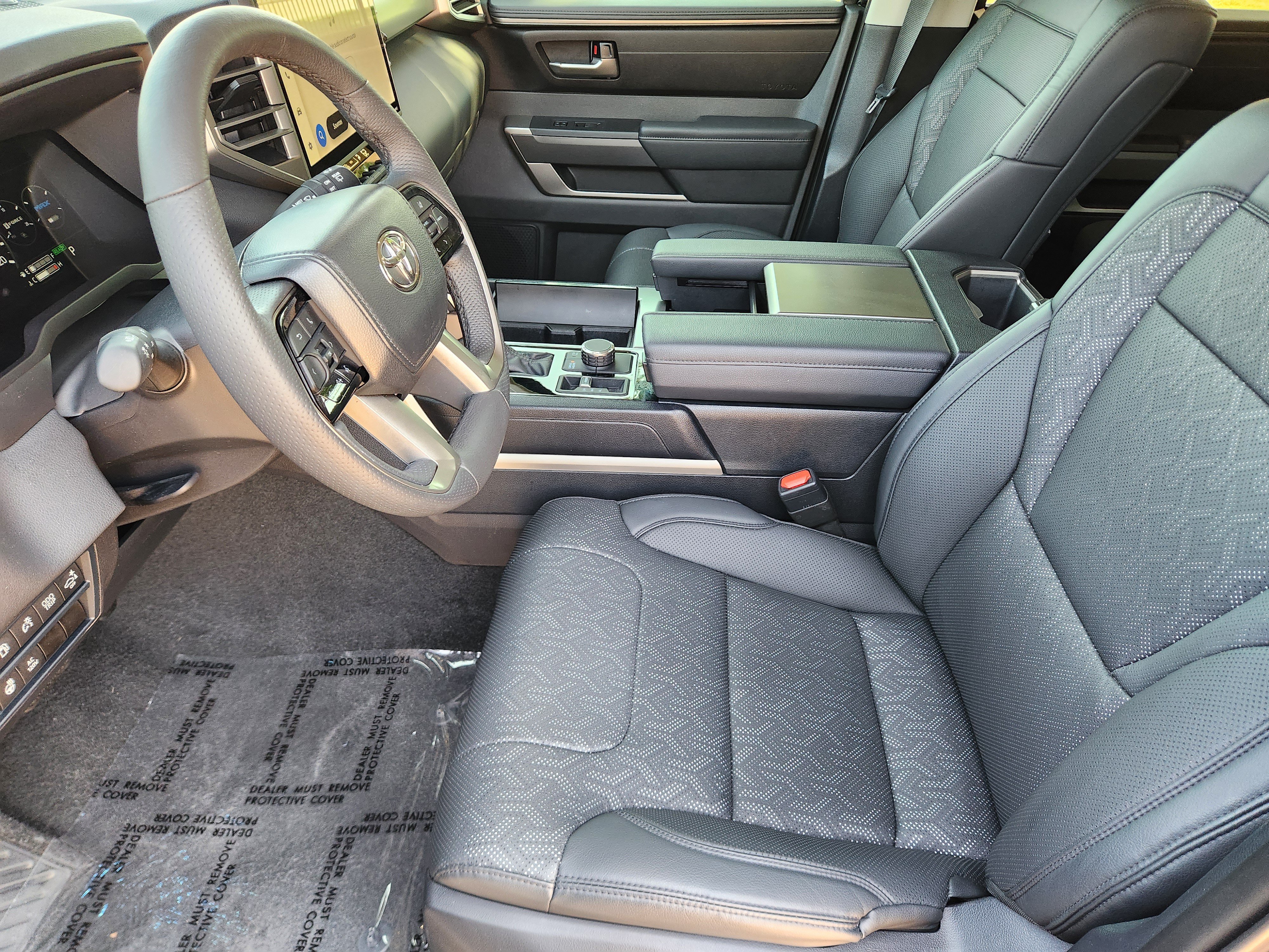 Used 2024 Toyota Sequoia SR5 w/ SR5 Premium Package AWD/4WD image 5