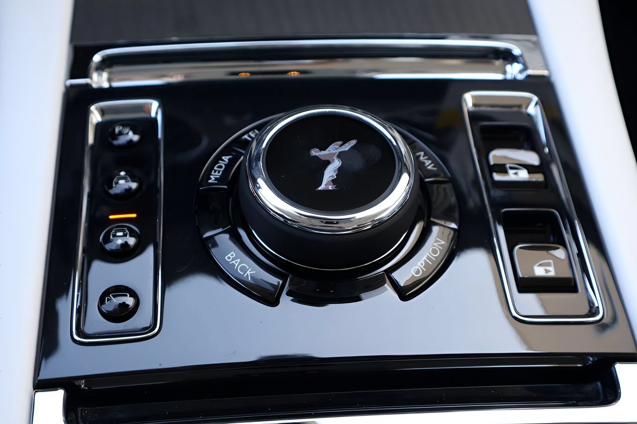 New 2026 Rolls-Royce Ghost AWD/4WD image 28