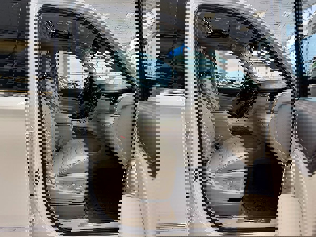 Used 2015 GMC Yukon Denali w/ Touring Package image 16