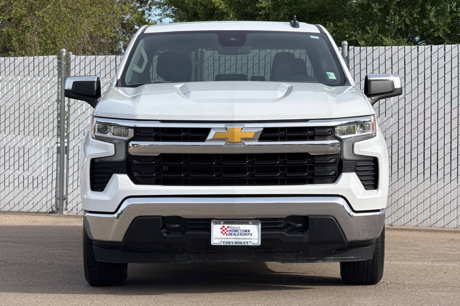 Used 2025 Chevrolet Silverado 1500 LT AWD/4WD image 6