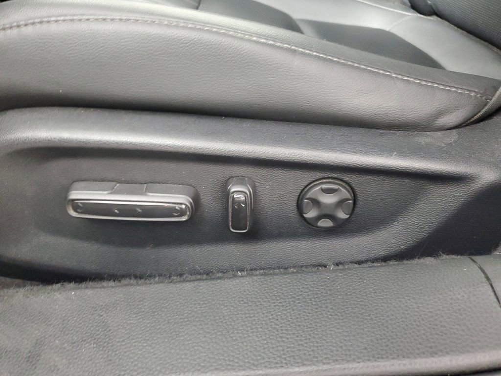 Used 2021 Honda Accord EX-L image 30