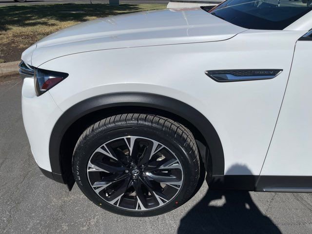 Used 2024 MAZDA CX-90 Plug-In Hybrid w/ Premium Plus image 29