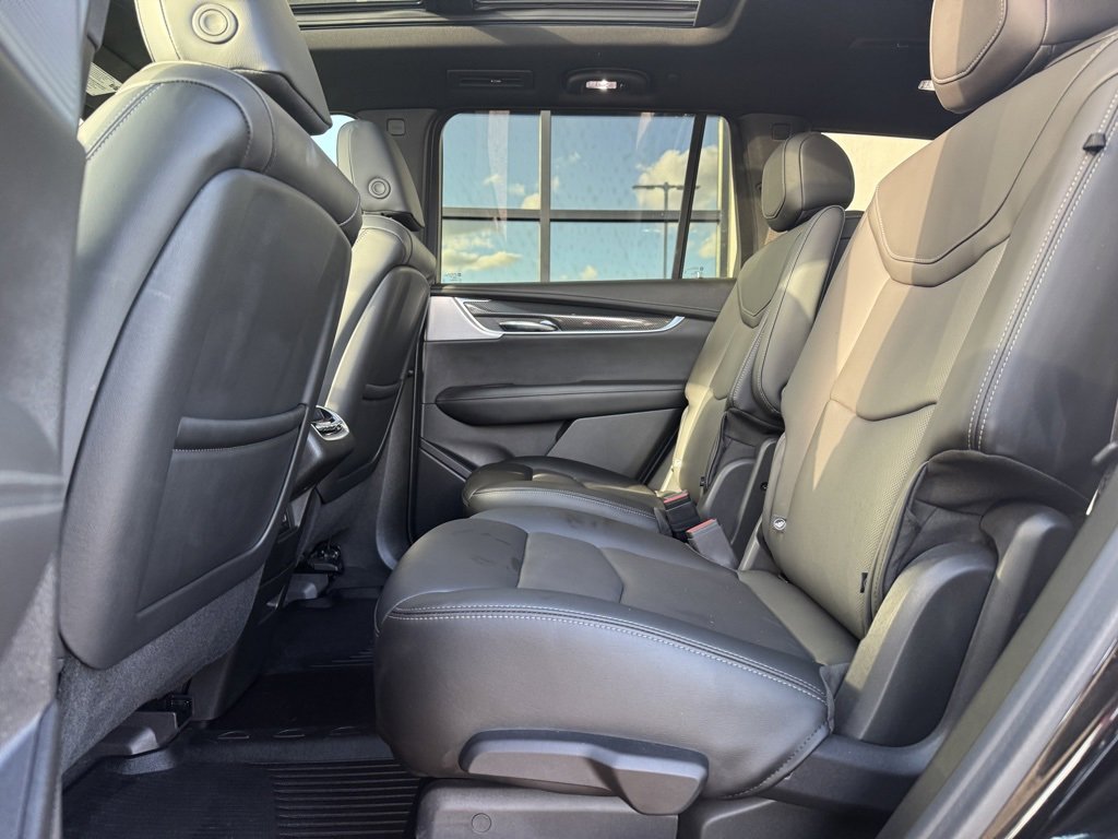 Used 2024 Cadillac XT6 Sport image 23