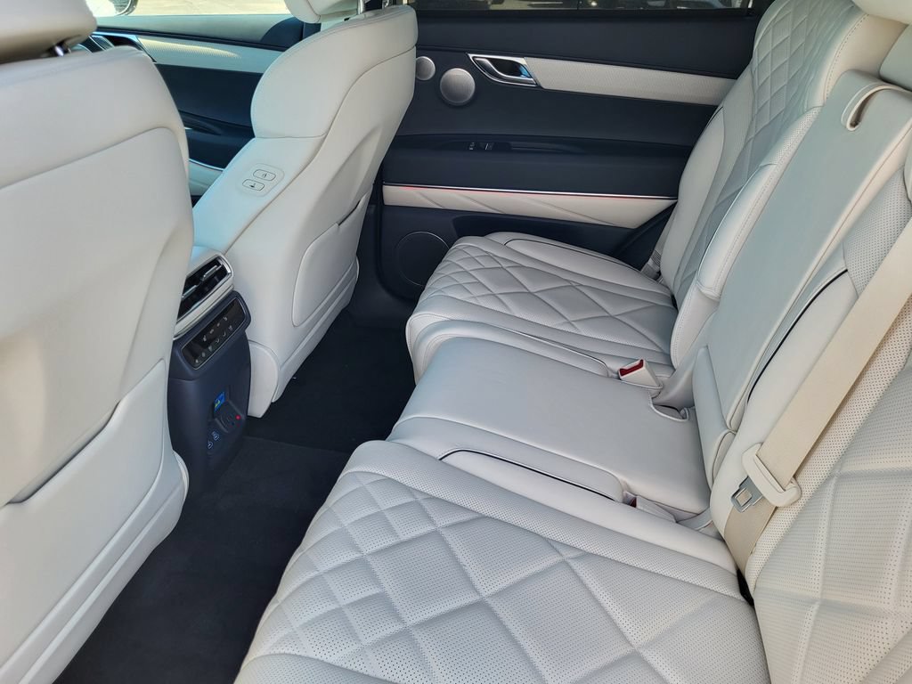 New 2027 Genesis GV80 3.5T Prestige AWD/4WD image 10
