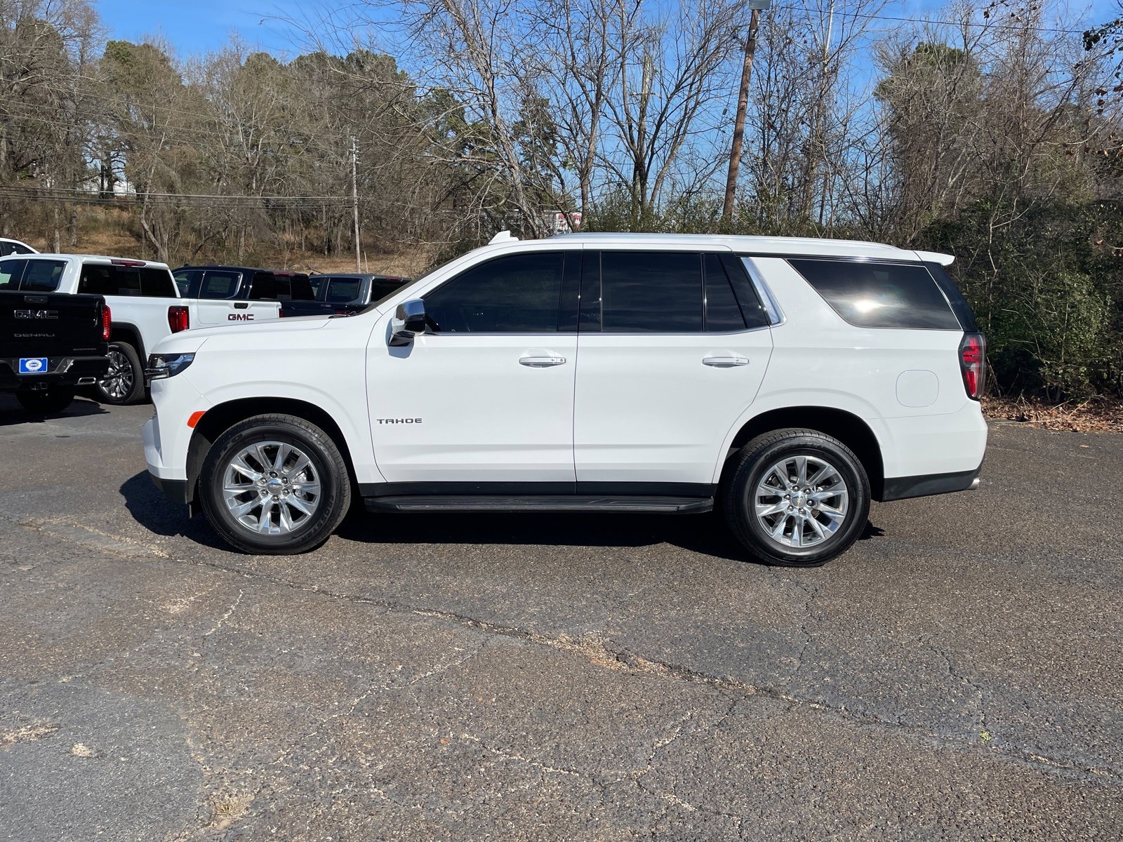 Used 2023 Chevrolet Tahoe Premier image 2