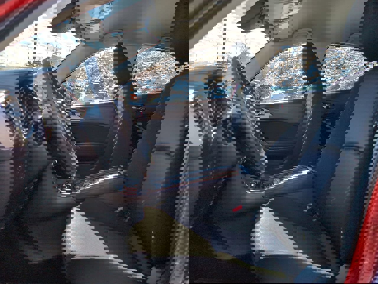 Used 2018 MAZDA MAZDA3 Sport image 11