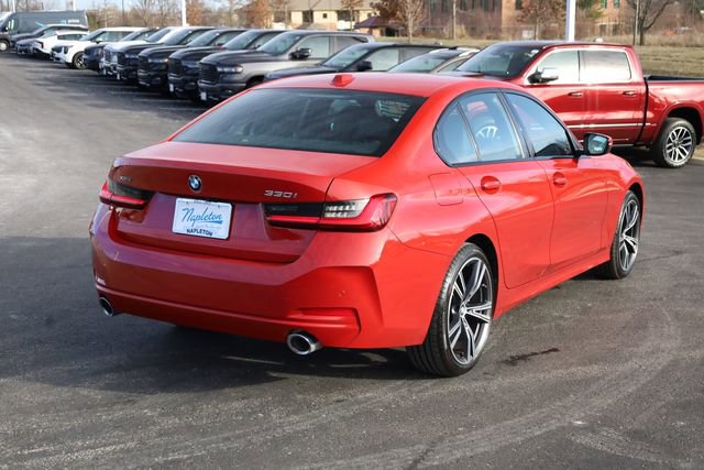 Used 2023 BMW 330i xDrive Sedan w/ Driving Assistance Package AWD/4WD image 4