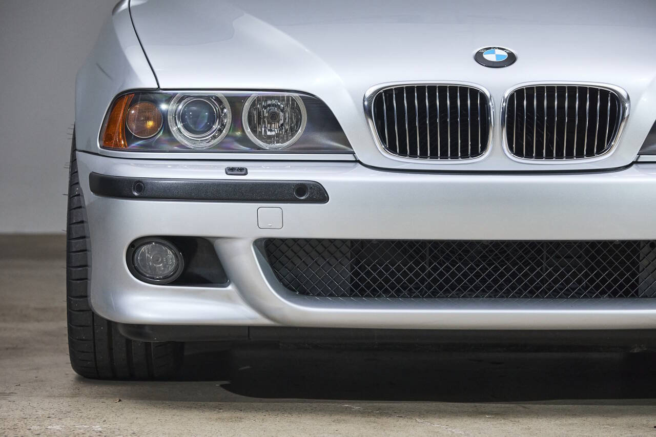 Used 2003 BMW M5 RWD image 10
