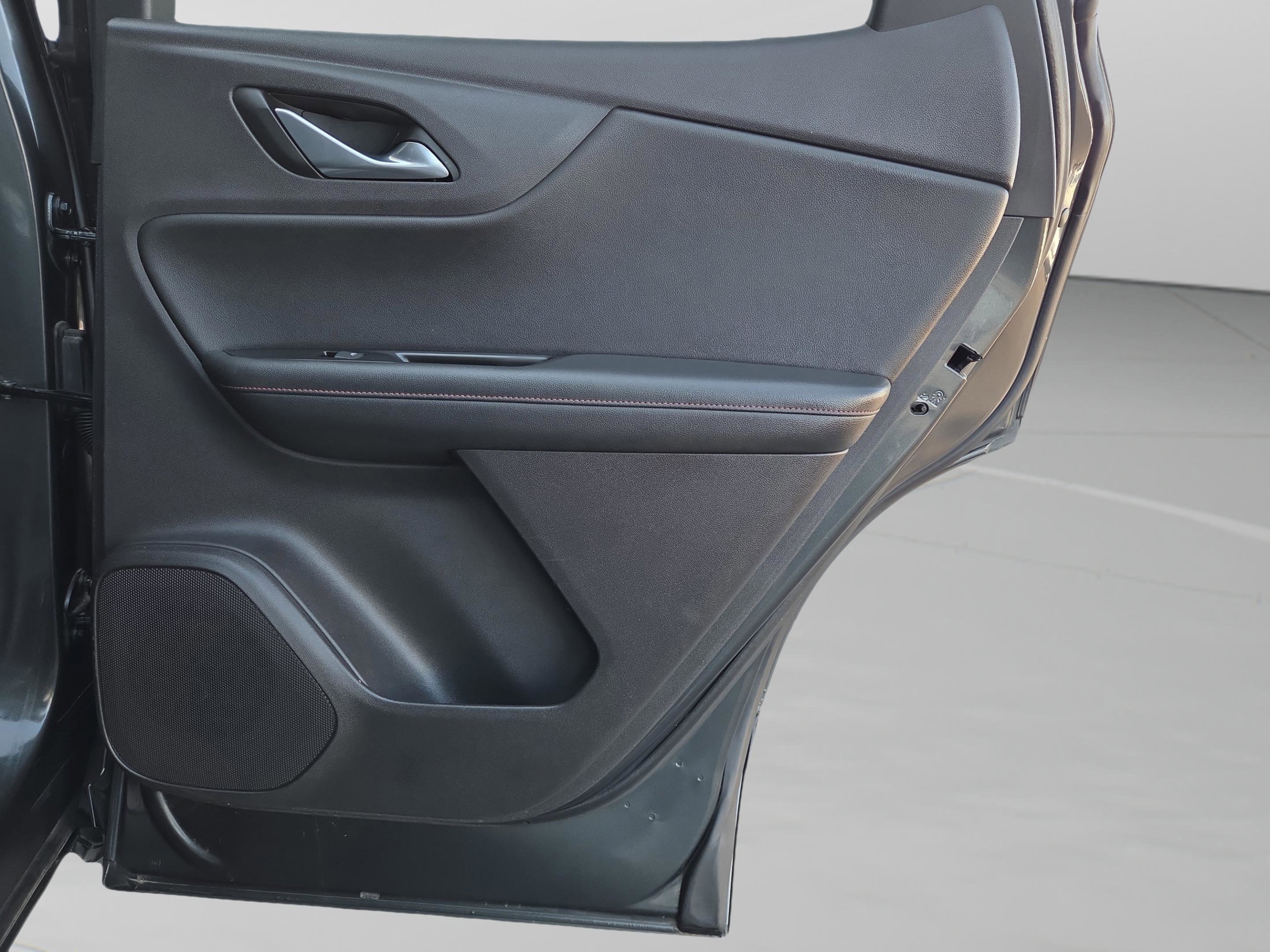 Used 2019 Chevrolet Blazer RS w/ Sun and Wheels Package image 36