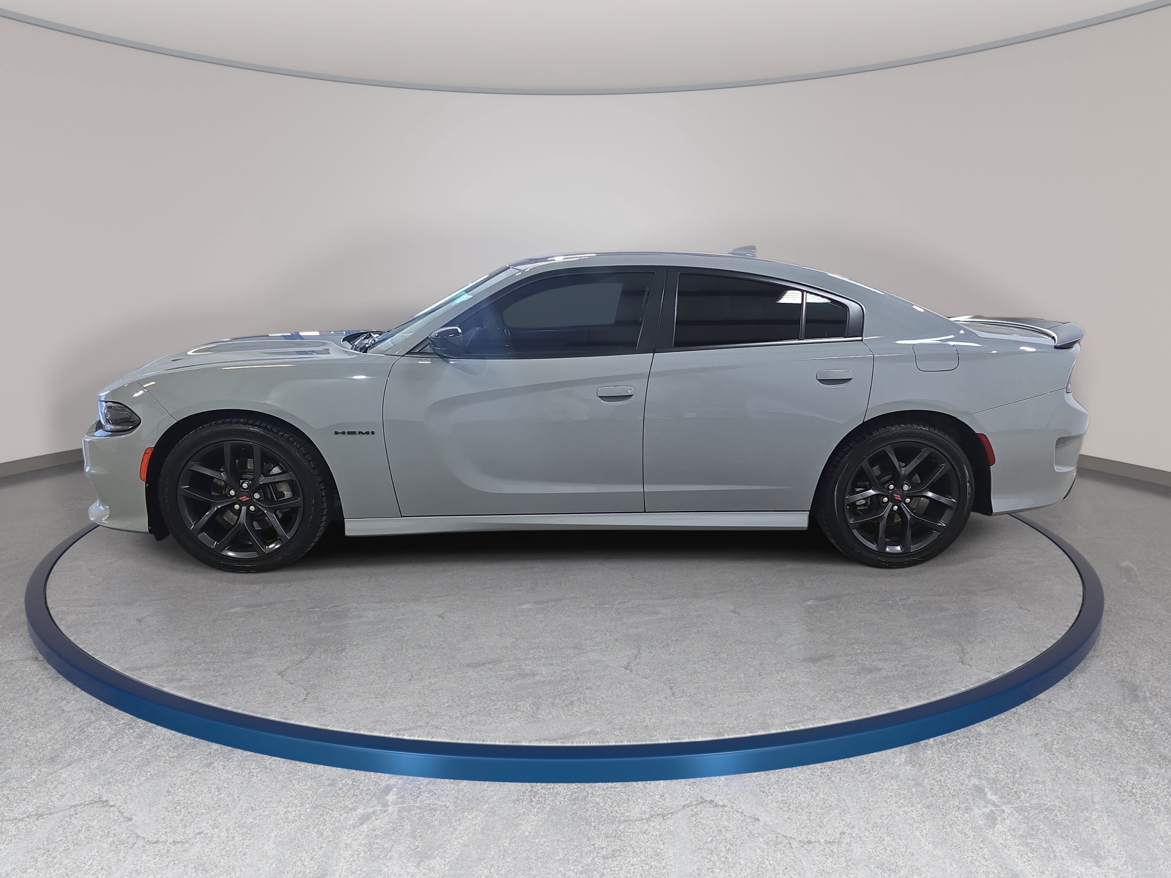 Used 2021 Dodge Charger R/T w/ Blacktop Package RWD image 9