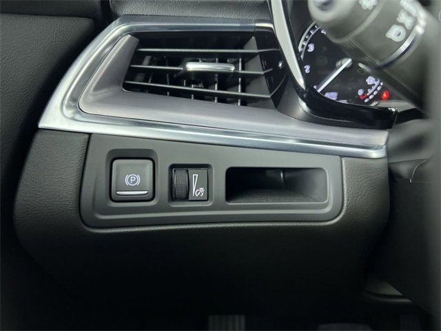 Used 2025 Cadillac XT5 Luxury image 18