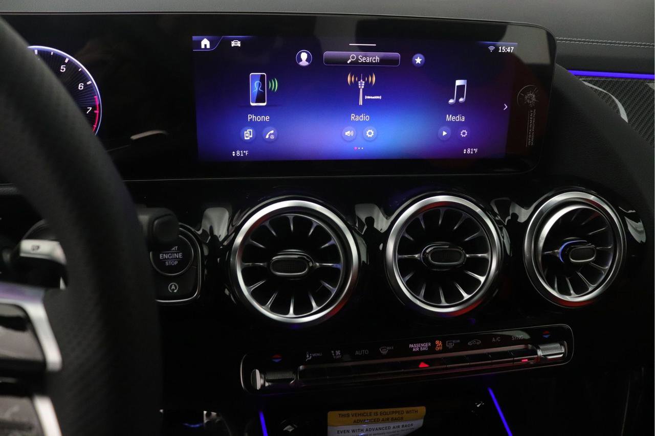 New 2026 Mercedes-Benz GLA 35 AMG 4MATIC image 5
