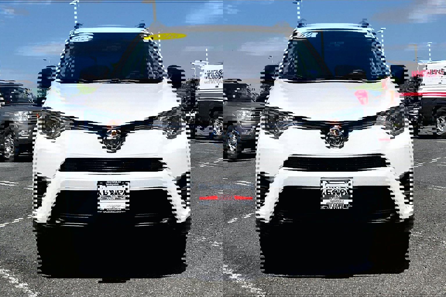 Used 2016 Toyota RAV4 LE image 3