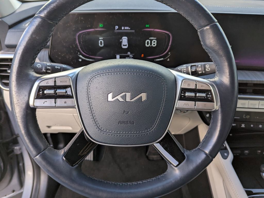Certified 2023 Kia Telluride EX w/ EX Captain's Chair Package image 30