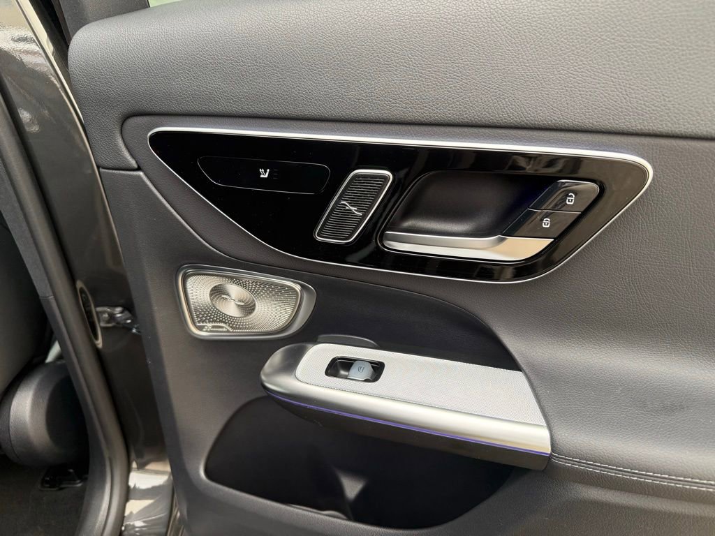 New 2026 Mercedes-Benz GLC 300 4MATIC image 36