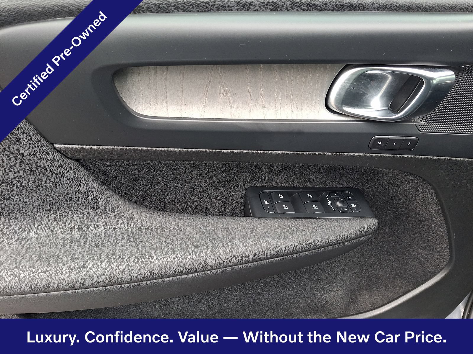 Certified 2023 Volvo XC40 B5 Core w/ Convenience Package AWD/4WD image 13