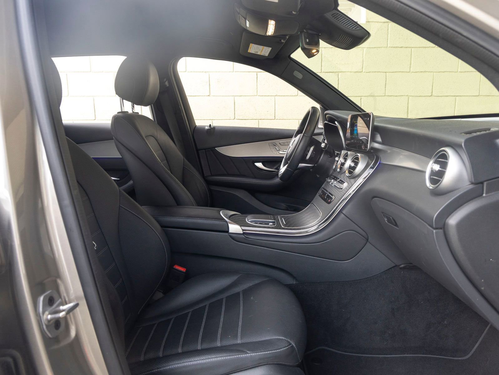 Used 2022 Mercedes-Benz GLC 300 image 27