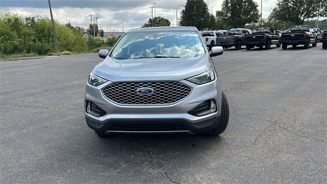 Used 2024 Ford Edge SEL w/ Convenience Package image 29