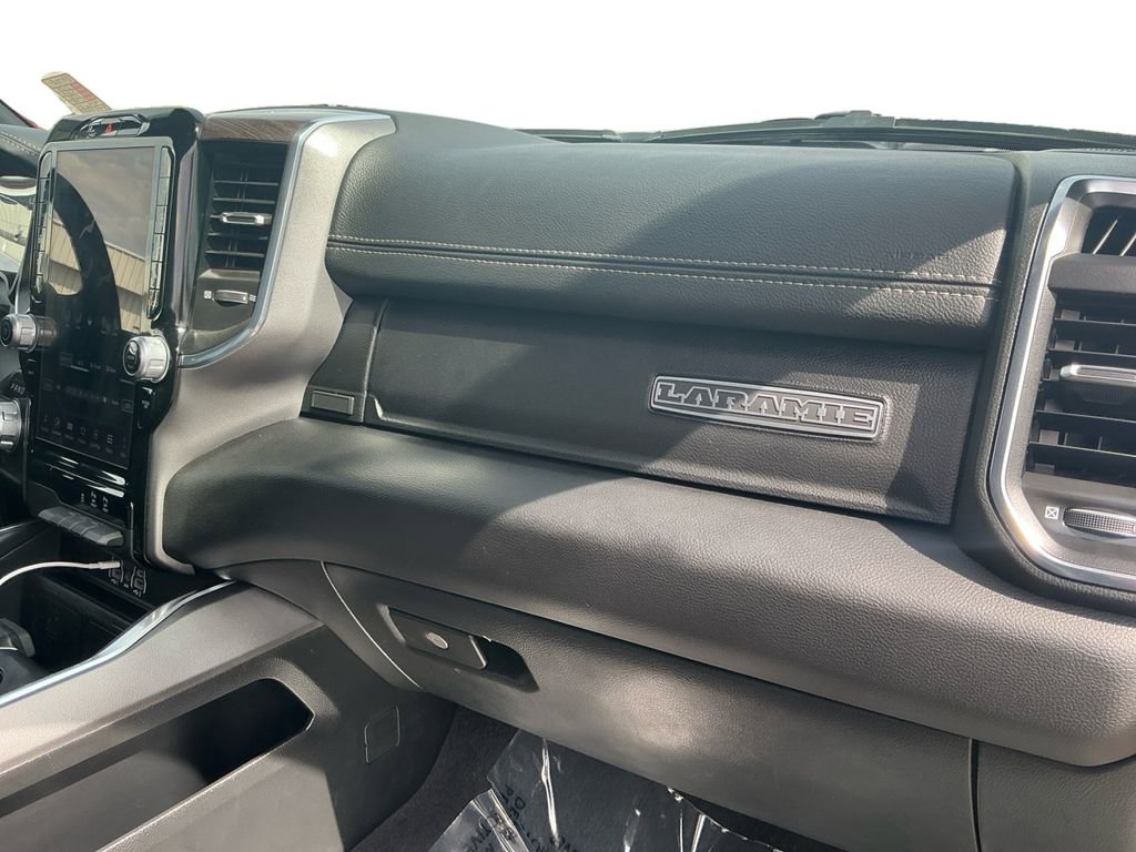 Used 2025 RAM 1500 Laramie image 17