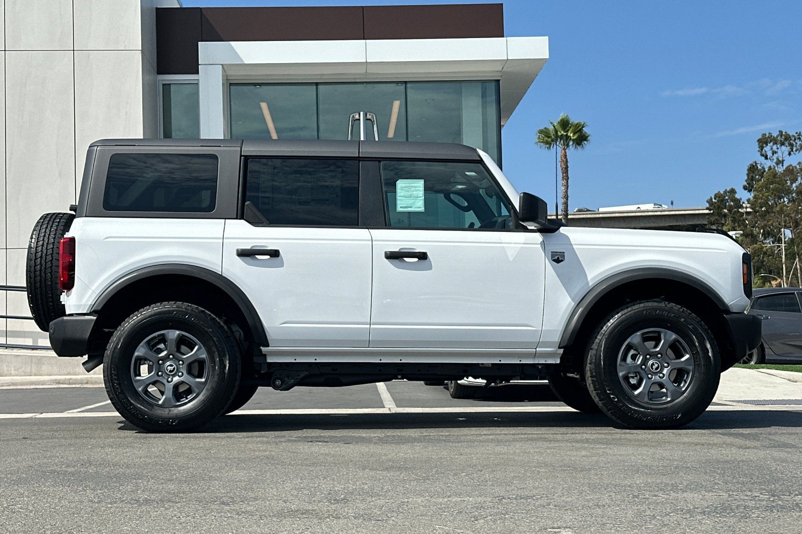 New 2026 Ford Bronco Big Bend AWD/4WD image 2