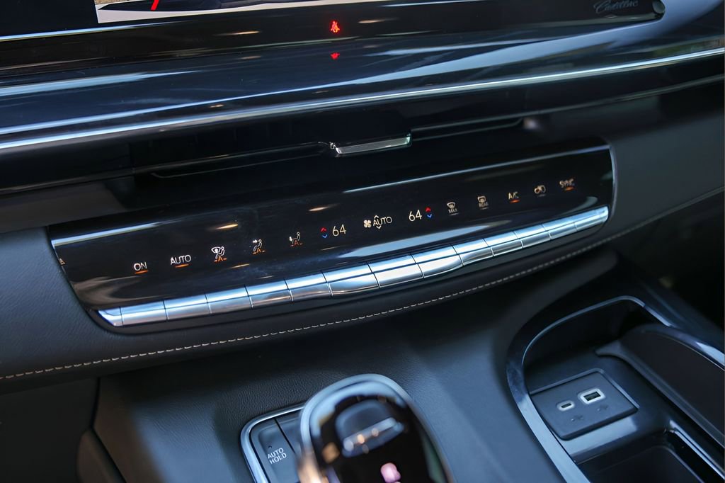 Certified 2023 Cadillac Escalade Sport w/ LPO, ONYX Package image 19