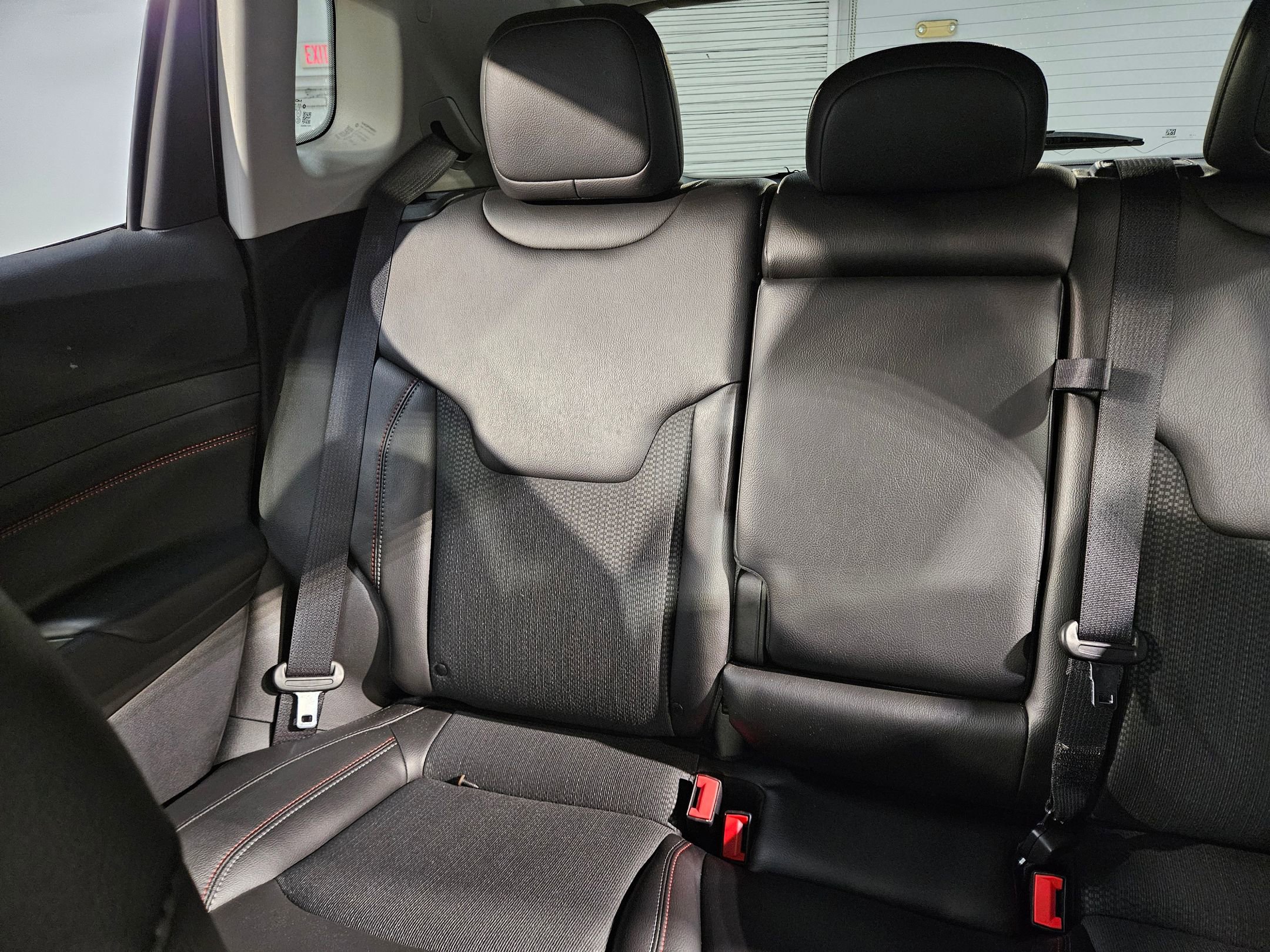 Used 2022 Jeep Compass Trailhawk image 12