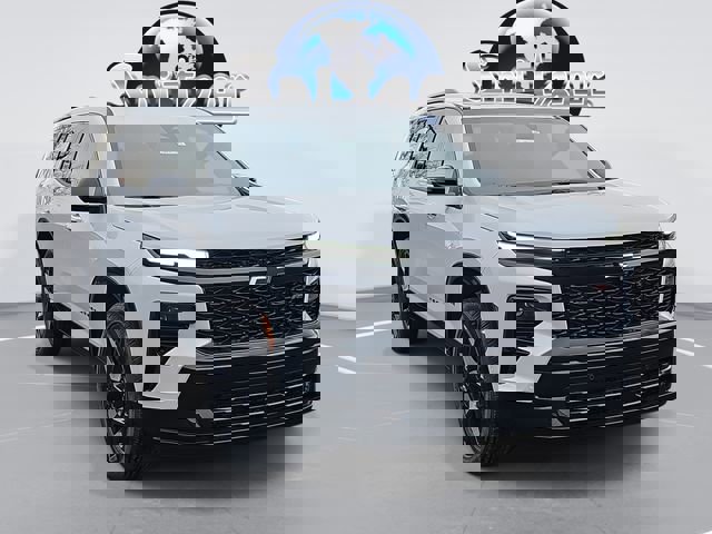 New 2026 Chevrolet Traverse RS w/ LPO, Floor Liner Package image 1