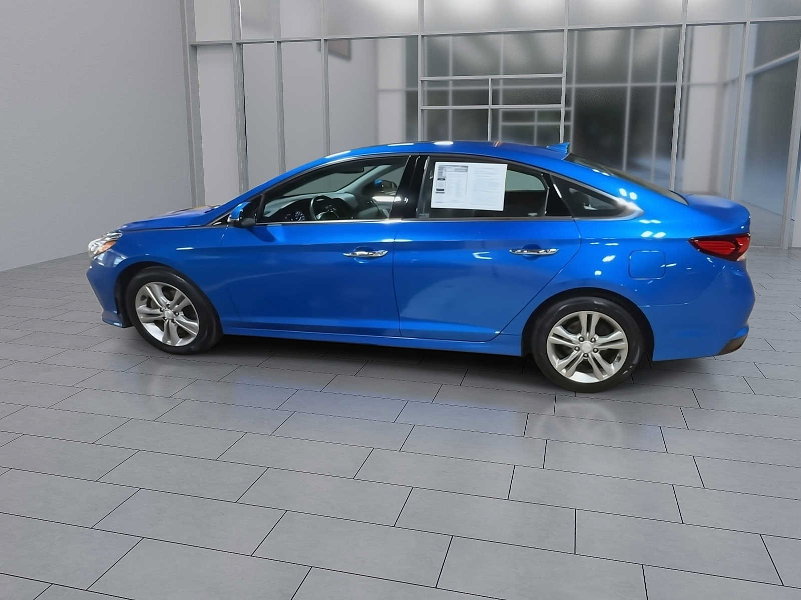 Used 2018 Hyundai Sonata Limited w/ Cargo Package FWD image 6
