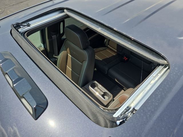 New 2025 GMC Sierra 2500 Denali w/ Denali Reserve Package image 19