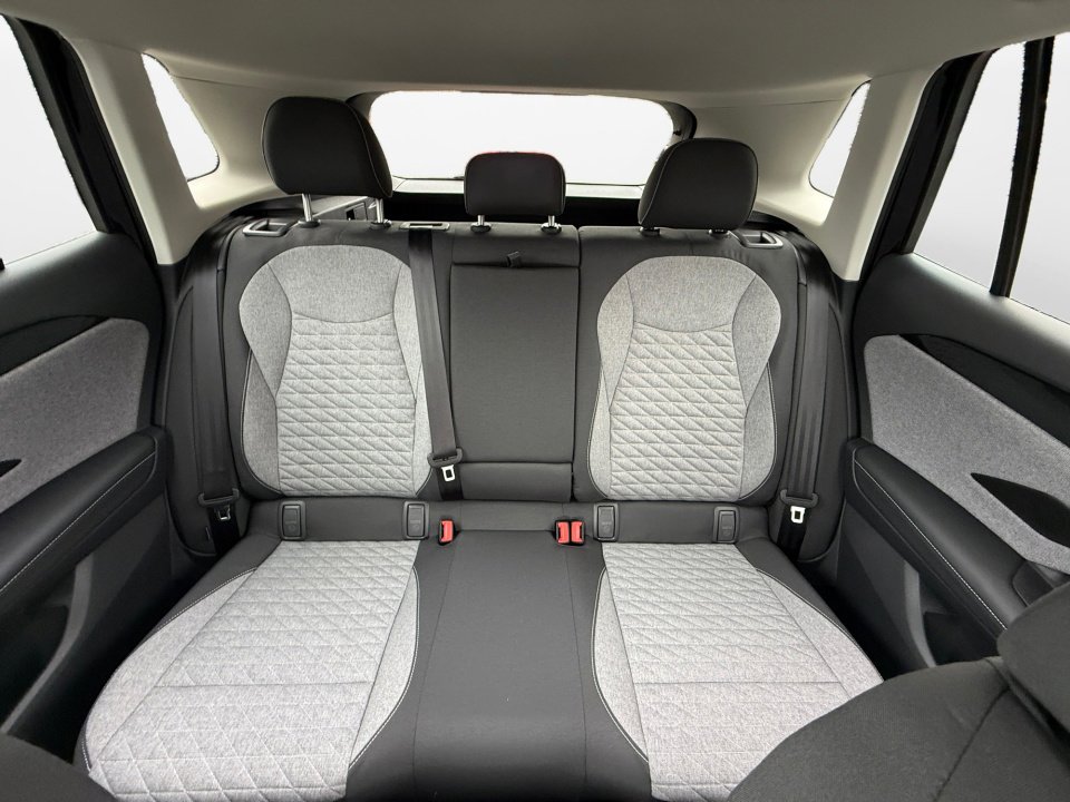 New 2026 Volkswagen Tiguan S image 12