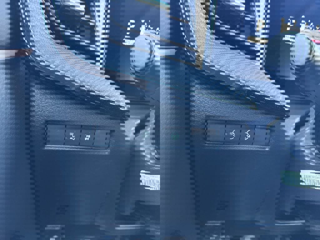 New 2026 Nissan Kicks SR w/ SR Premium Package image 16