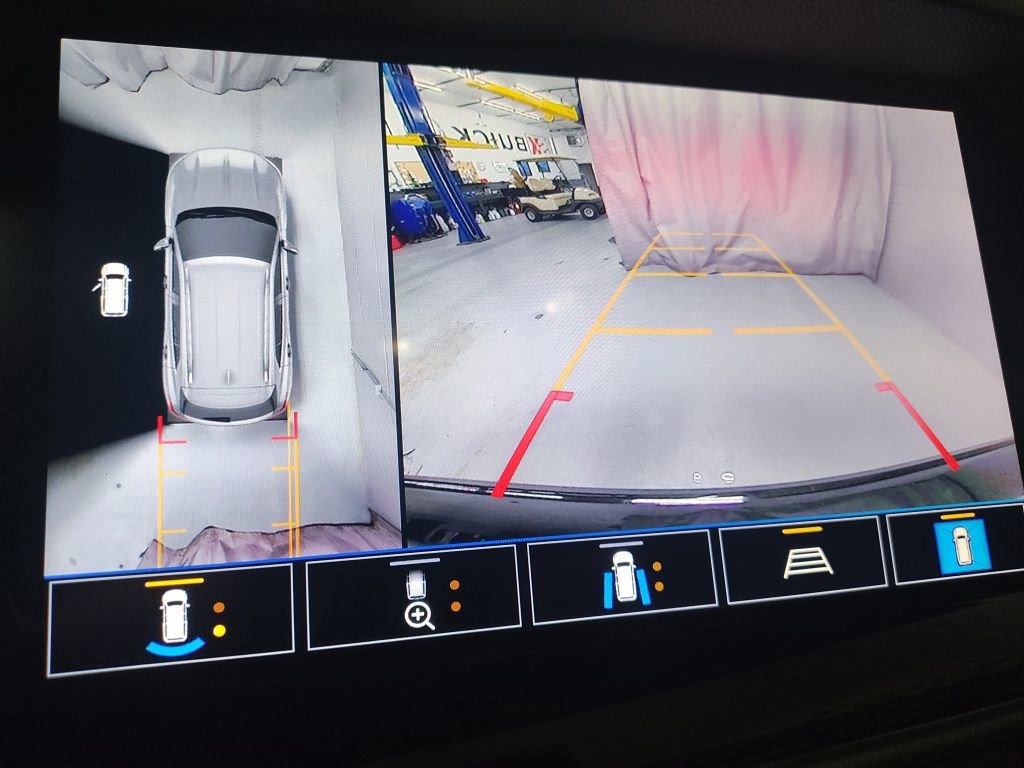 Used 2021 Buick Envision Avenir image 30