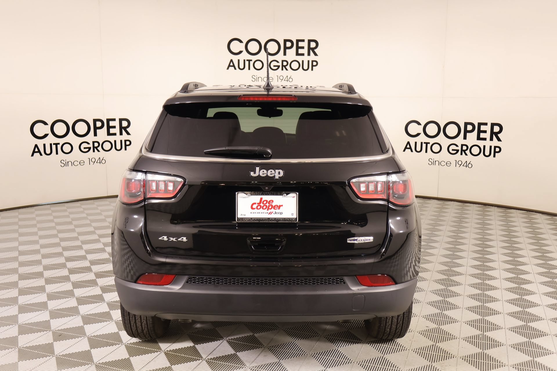 Used 2026 Jeep Compass Latitude AWD/4WD image 20