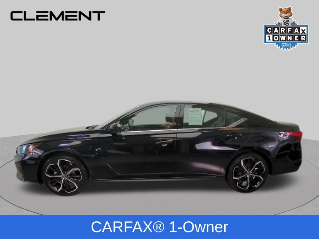 Used 2024 Nissan Altima 2.5 SR FWD image 2
