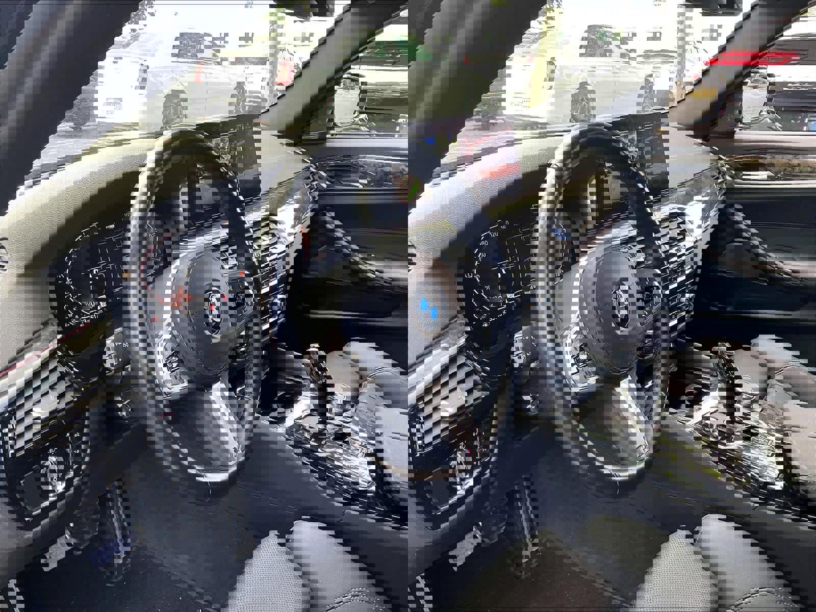 Used 2023 BMW 540i w/ M Sport Package image 15