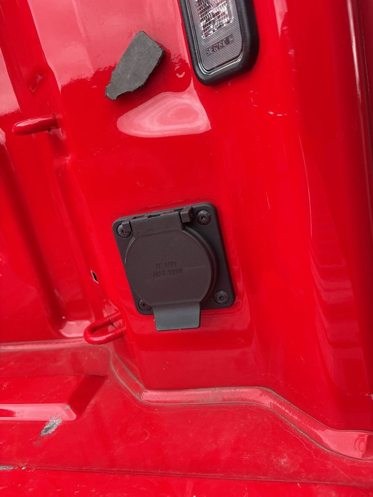 Used 2023 Chevrolet Silverado 1500 LT AWD/4WD image 25