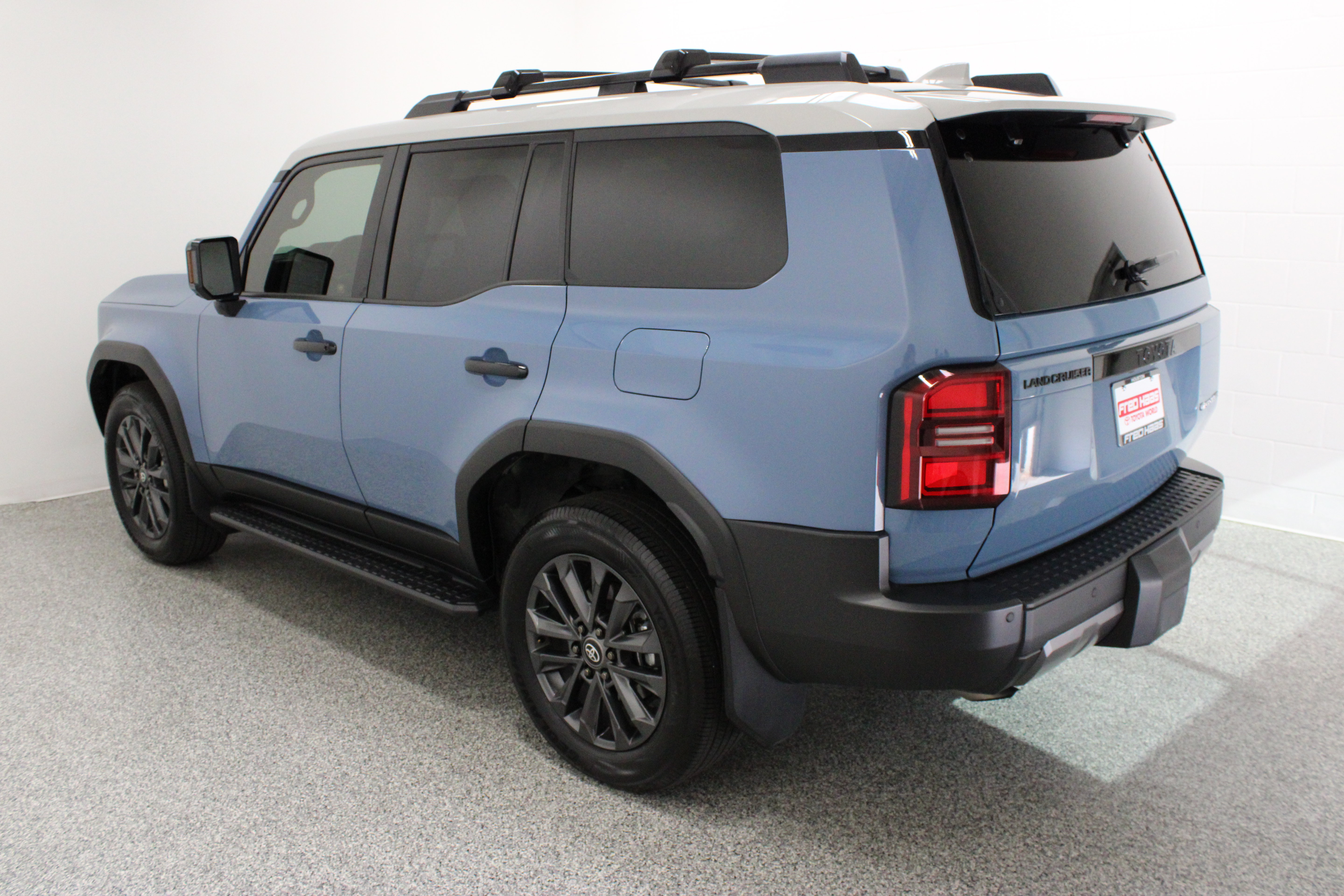 Used 2025 Toyota Land Cruiser w/ Premium Package AWD/4WD image 9