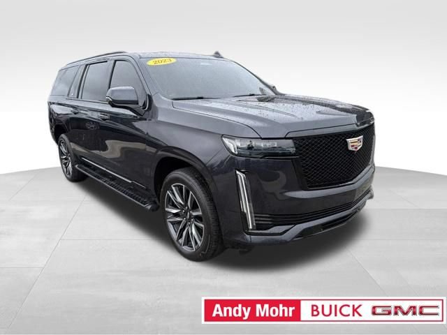 Used 2023 Cadillac Escalade ESV Sport AWD/4WD image 17