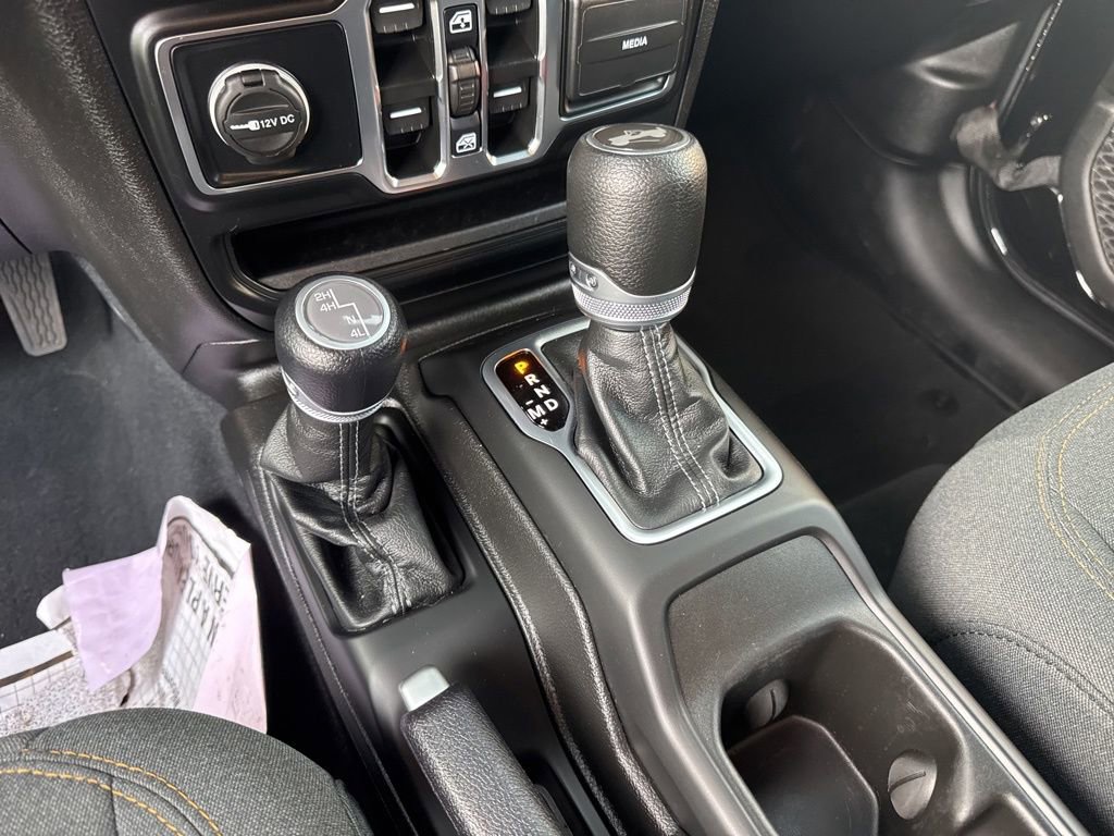 Used 2024 Jeep Wrangler Sport S AWD/4WD image 7